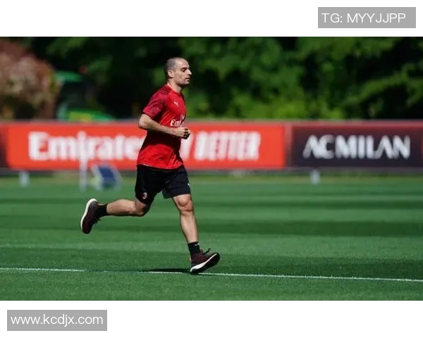 足球皮硬化的成因及预防措施探讨与分析